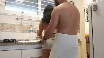 Caiu na net essa gostosa fazendo sexo com boneco inflável Caiu na net essa gostosa fazendo sexo com boneco inflável
