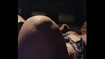 Fez um striptease e filmou pra mostrar no grupo do whatsapp Fez um striptease e filmou pra mostrar no grupo do whatsapp