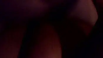 Arrombando a prima rockeira