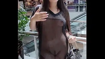 Novinha peituda mostrando a buceta Novinha peituda mostrando a buceta