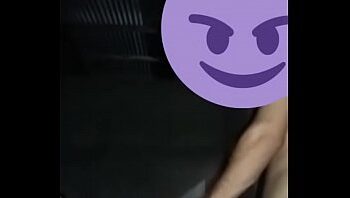 Comendo a mulher do pastor Comendo a mulher do pastor
