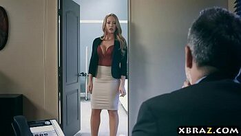 Nicole Aniston secretaria gostosa