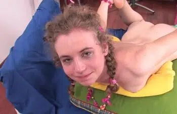 zvideo anal forte com ninfeta magrela dando cu zvideo anal forte com ninfeta magrela dando cu