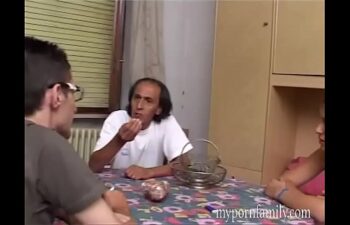 Jantar em família Jantar em família
