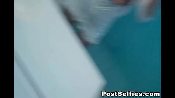 Deu no poste do
