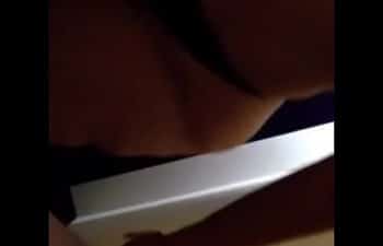 Homem lambendo buceta de mulher Homem lambendo buceta de mulher