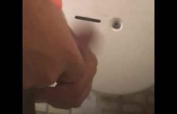 Homens batendo punheta Homens batendo punheta
