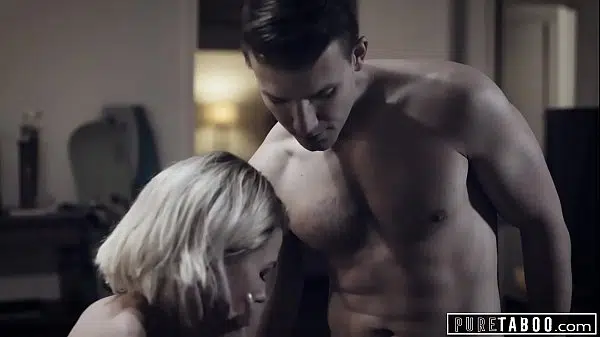 Incesto gostoso em vídeo com mãe trepando com filho
