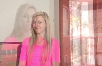 Mãe pega filha flagra pagando boquete pro seu pai Mãe pega filha flagra pagando boquete pro seu pai
