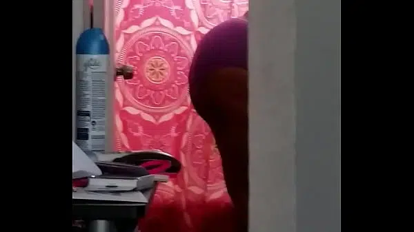 Mexendo a bunda