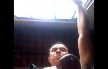 Novinha dando e gozando Novinha dando e gozando