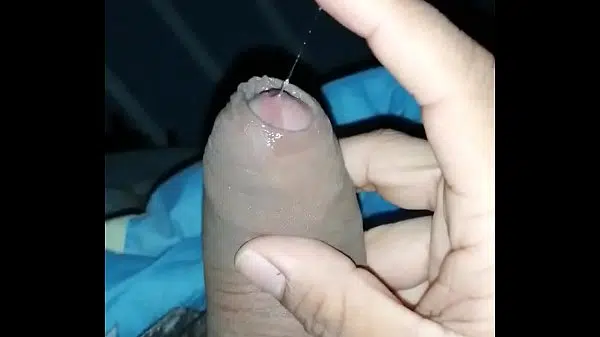 Novinha sentando no penis