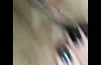 Novinha tocando ciririca Novinha tocando ciririca