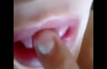 Peituda gostosa se masturbando Peituda gostosa se masturbando
