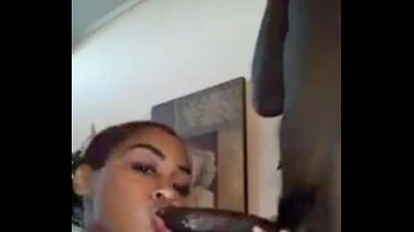 Penis realístico com ventosa
