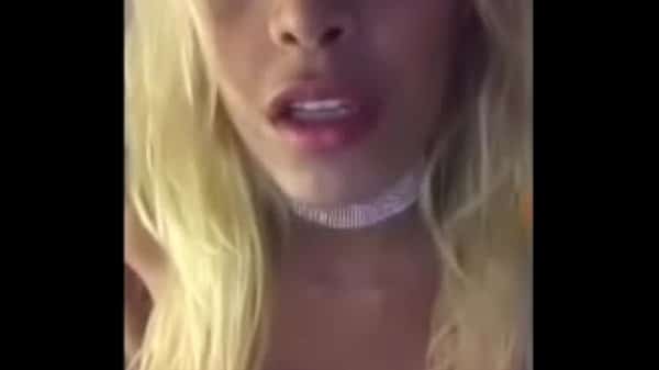 Sexo oral ao vivo