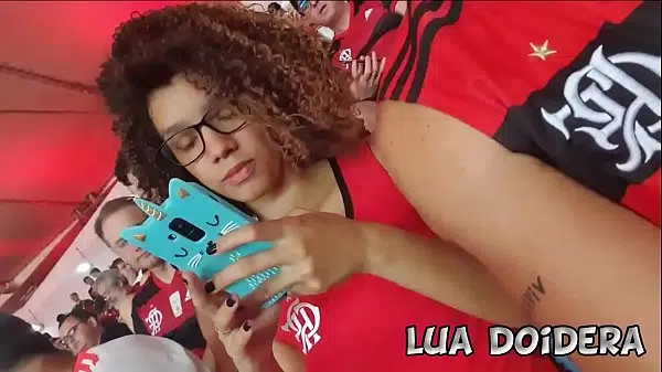 Tirandoa virgindade da novinha