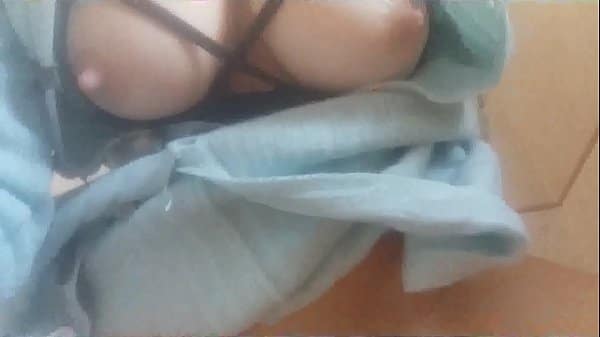 Vídeo de pornô de mulher virgem