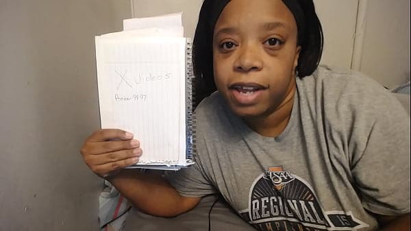 Videos da maria prostituta da telefone tem 2 videos