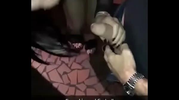 Amadora tomando rola