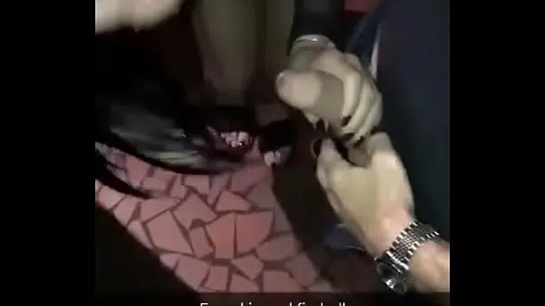 Amadora tomando rola