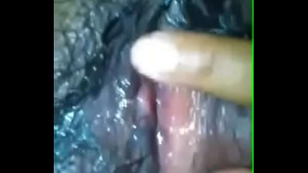 Comendo uma buceta peluda