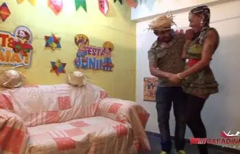 Gozando dentro do cu da novinha safadinha Gozando dentro do cu da novinha safadinha