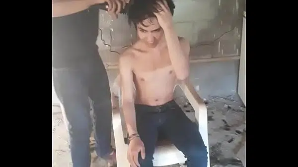 Homens pelados