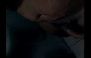 Loira gostosa tomando banho Loira gostosa tomando banho