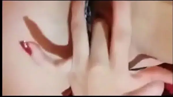 Magrela se masturbando