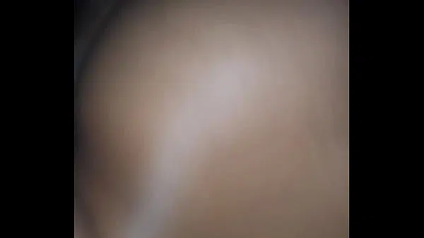Marido dando pro trans com a mulher do lado