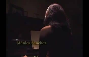 Mulher fazendo amor Mulher fazendo amor