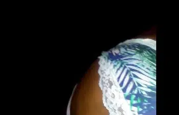 Novinha da bunda grande Novinha da bunda grande