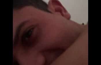 Pauzudo novinho Pauzudo novinho