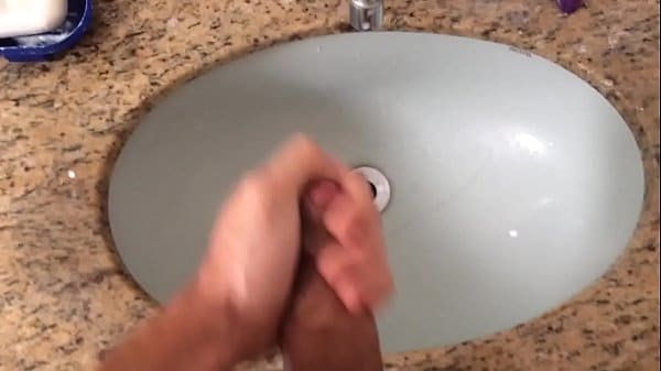 Garotos batendo punheta