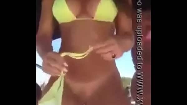 Julia govea pelada