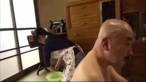 Médico transando com a enfermeira