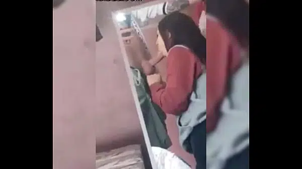 Chupando o pau do amigo