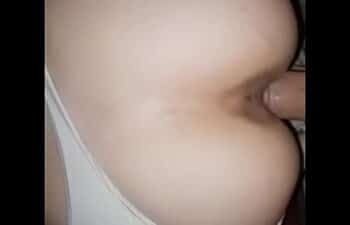 Comendo a loira de quatro Comendo a loira de quatro