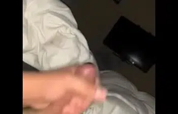 Coroa gostosa se masturbando Coroa gostosa se masturbando