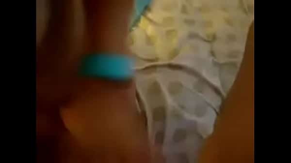 Coroa loira com novinho