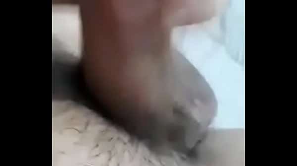 Masturbando pelo cu