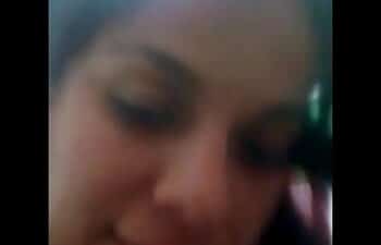 Mãe fazendo sexo com o filho Mãe fazendo sexo com o filho