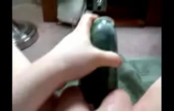 Sexo com boneco inflável Sexo com boneco inflável