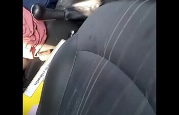 Duas no vidro do carro Duas no vidro do carro
