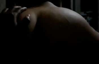 Farhat sentando Farhat sentando