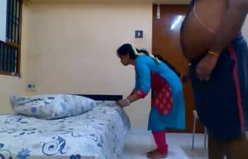 Fedendo a minha tia Fedendo a minha tia