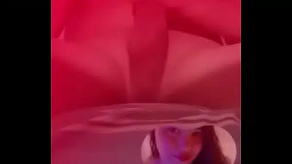 Metendo na mulher dormindo