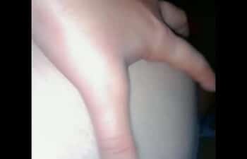 No cuzinho das novinhas No cuzinho das novinhas