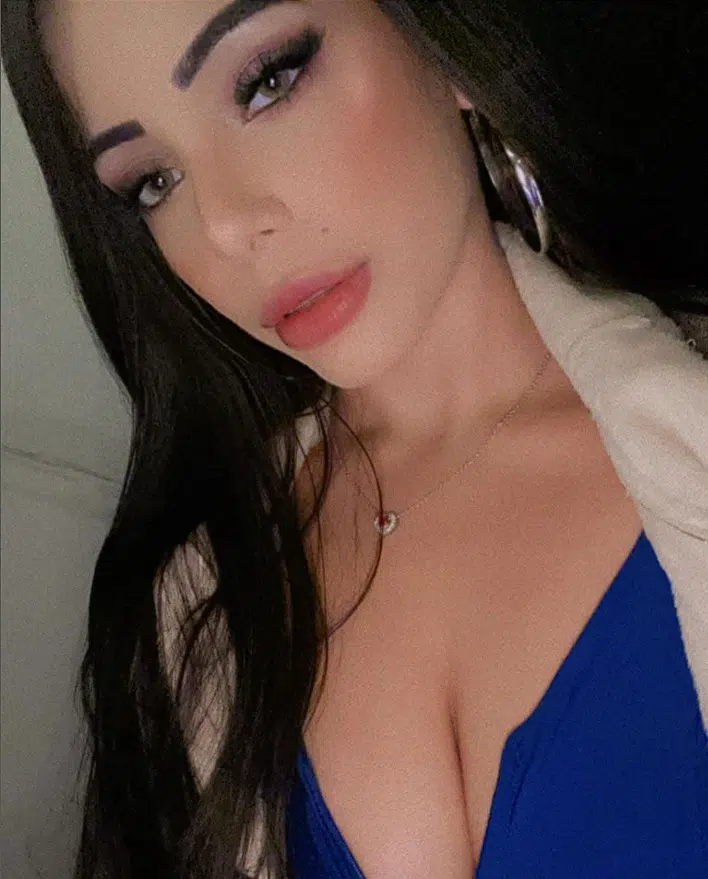 Onlyfans Raissa Gamazo Transando Fodendo Na Buceta